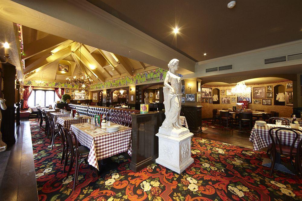 Village Hotel Wirral Bromborough Esterno foto