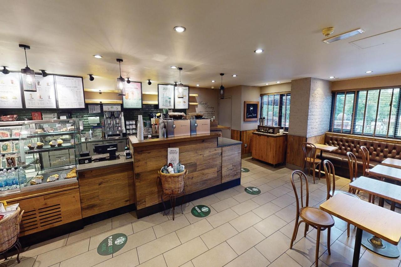 Village Hotel Wirral Bromborough Esterno foto