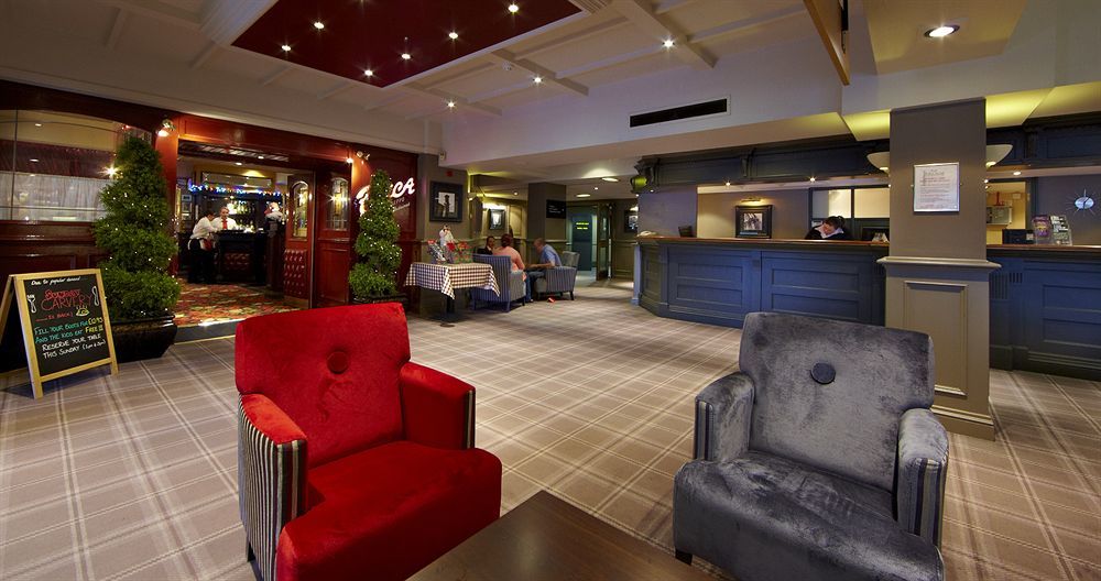 Village Hotel Wirral Bromborough Esterno foto